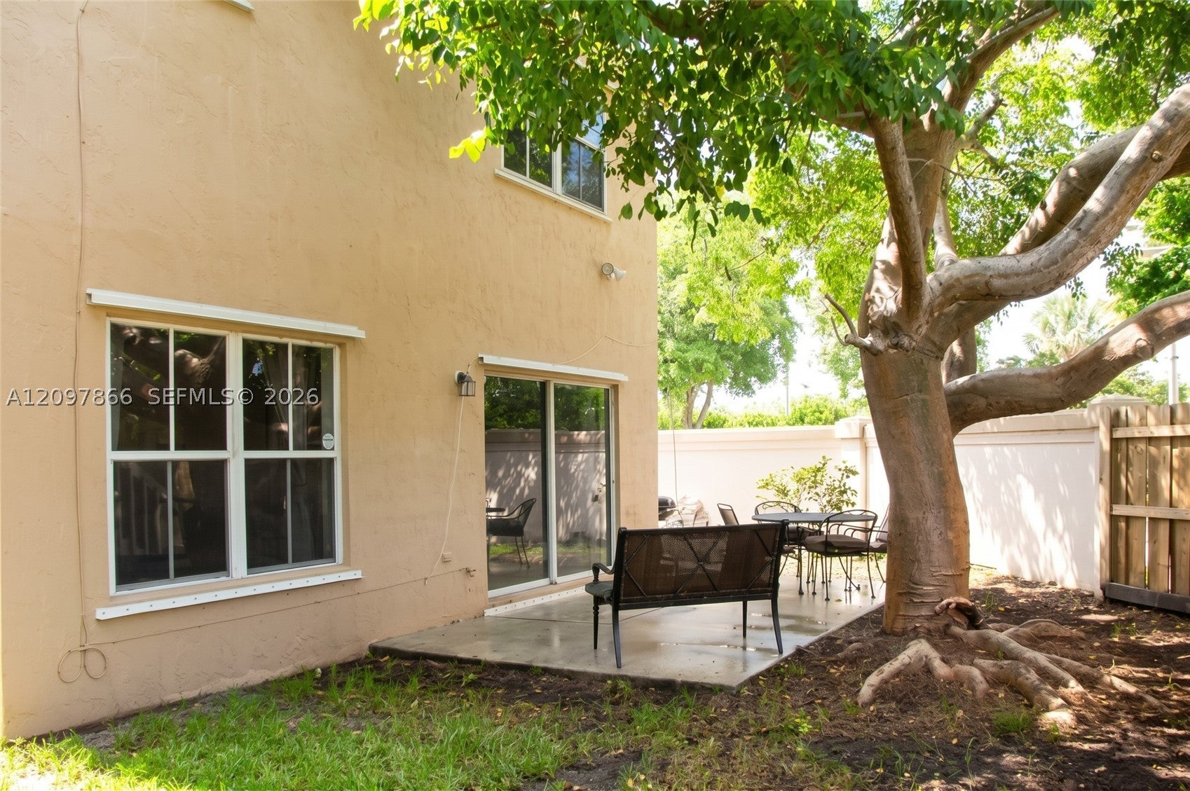 3444 Orinoco Ln