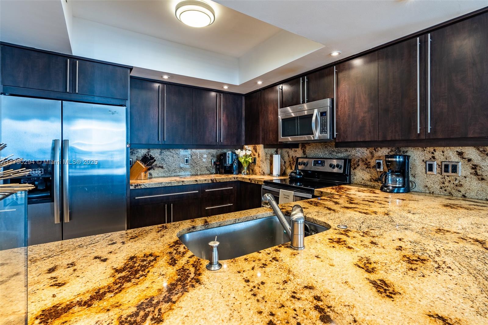 17375 Collins Ave 1606