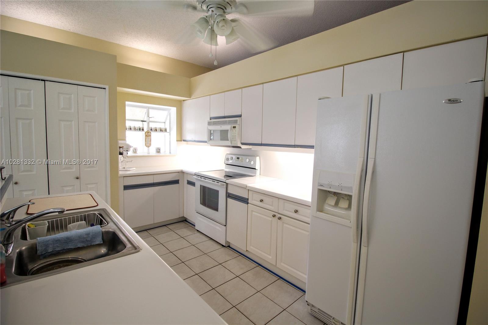 SAVANNAH P U D PLAT 1 - Residential