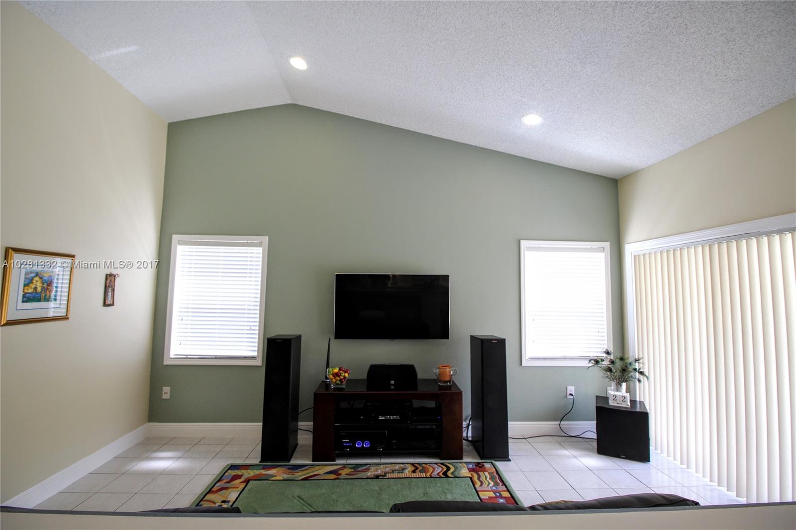 SAVANNAH P U D PLAT 1 - Residential