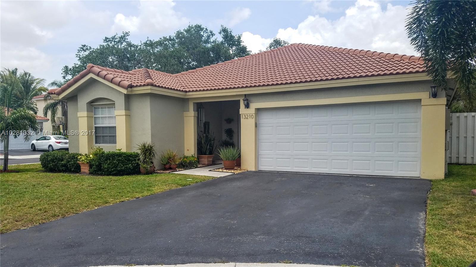 SAVANNAH P U D PLAT 1 - Residential