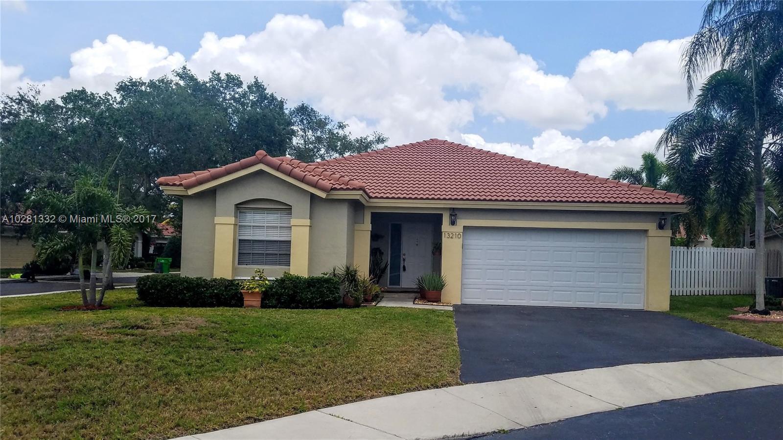 SAVANNAH P U D PLAT 1 - Residential