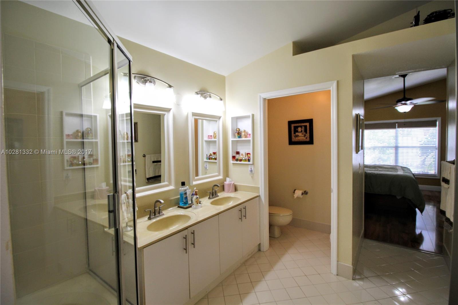 SAVANNAH P U D PLAT 1 - Residential