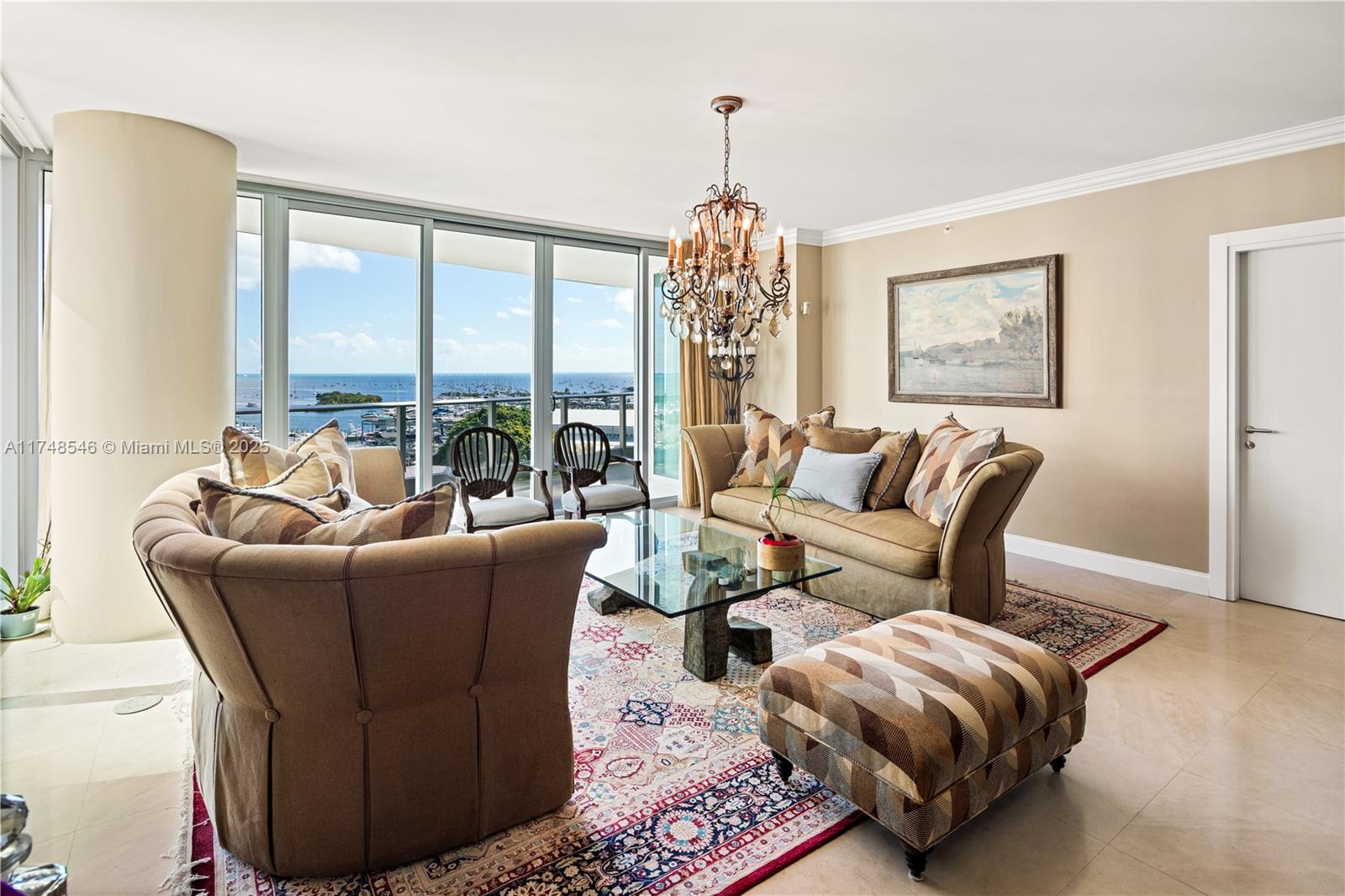 GROVENOR HOUSE - Residential