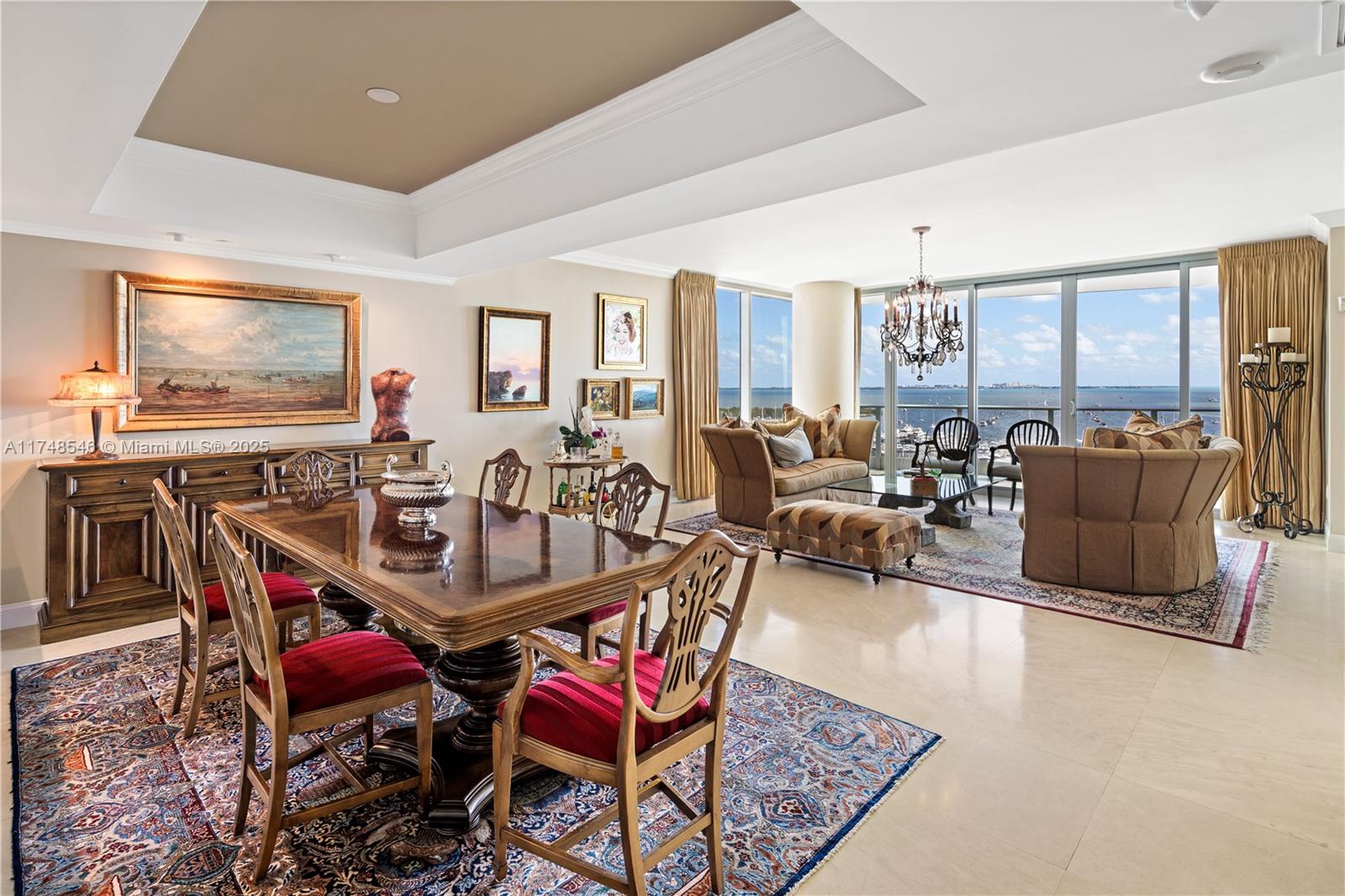 GROVENOR HOUSE - Residential