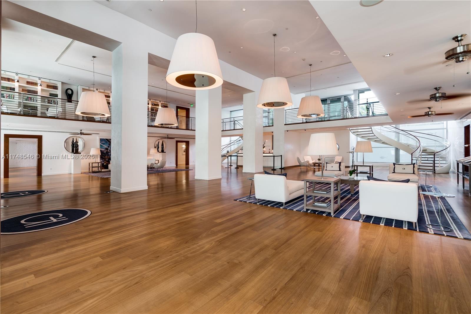 GROVENOR HOUSE - Residential