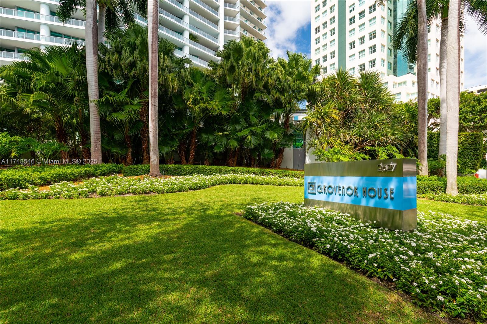 Property for Sale at 2627 S Bayshore Dr 1201, Miami, Broward County, Florida - Bedrooms: 3 
Bathrooms: 3  - $3,999,000