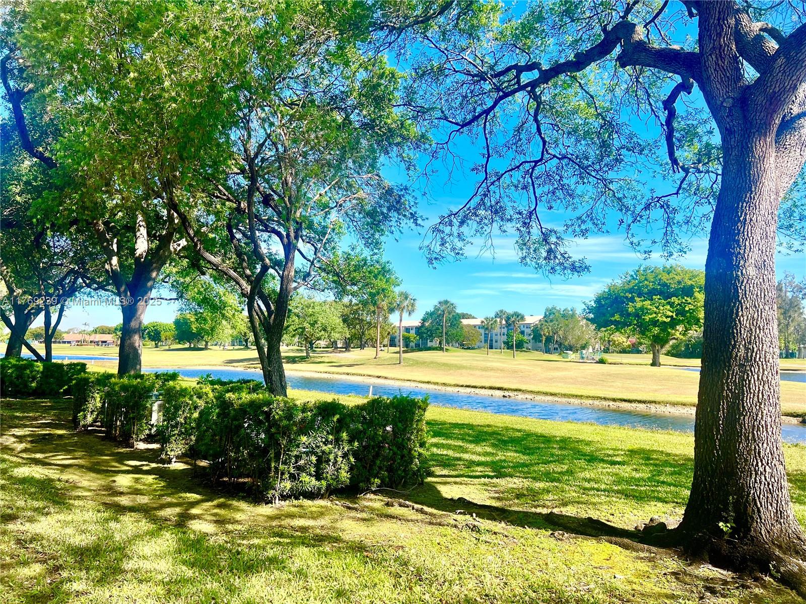 CAMBRIDGE AT CENTURY VILLA - Residential