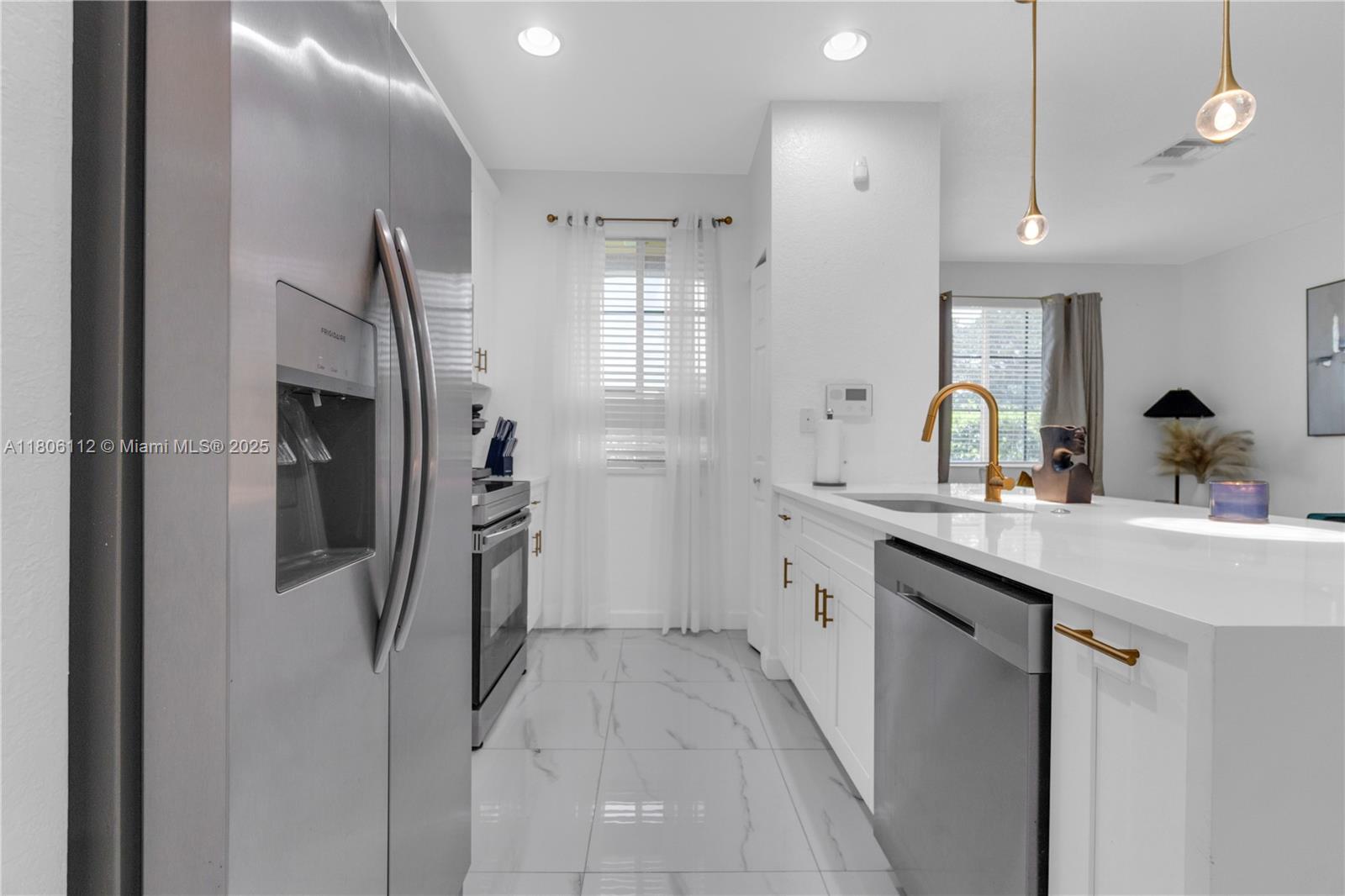 1901 SW 60th Ter