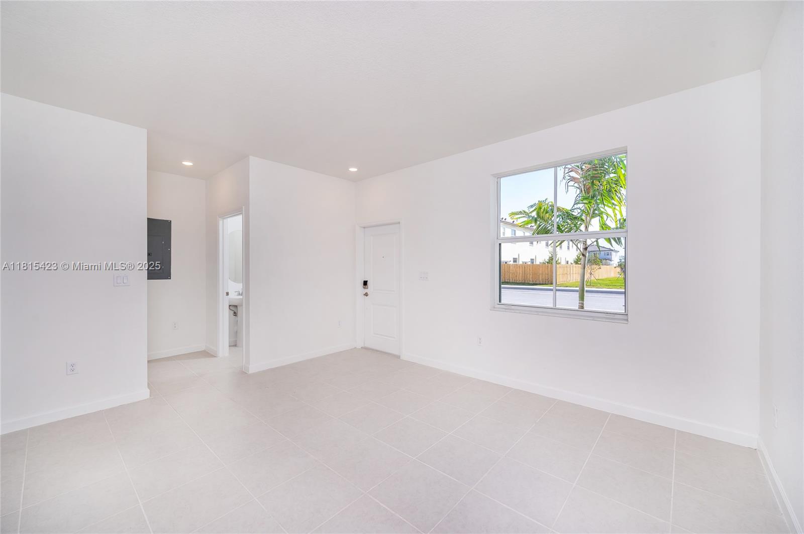 Altamira - Residential Lease