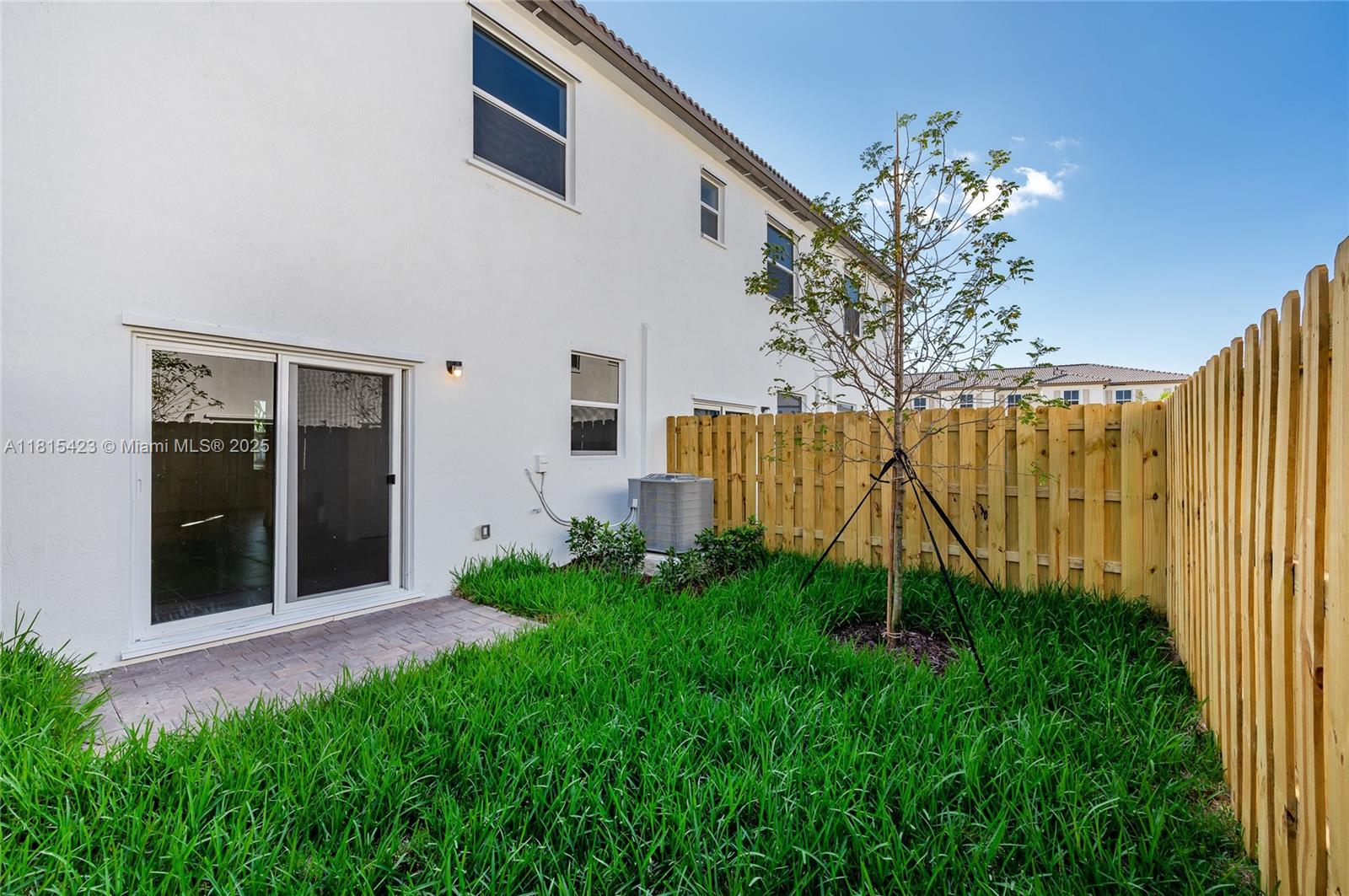 Altamira - Residential Lease