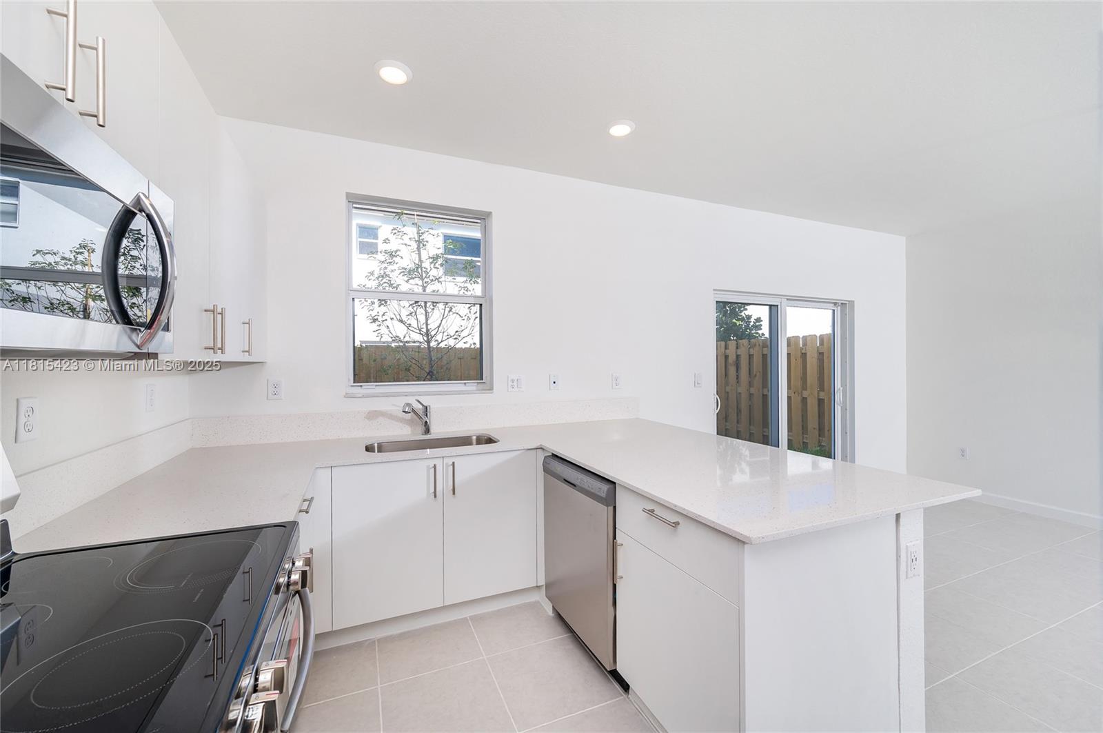 Altamira - Residential Lease