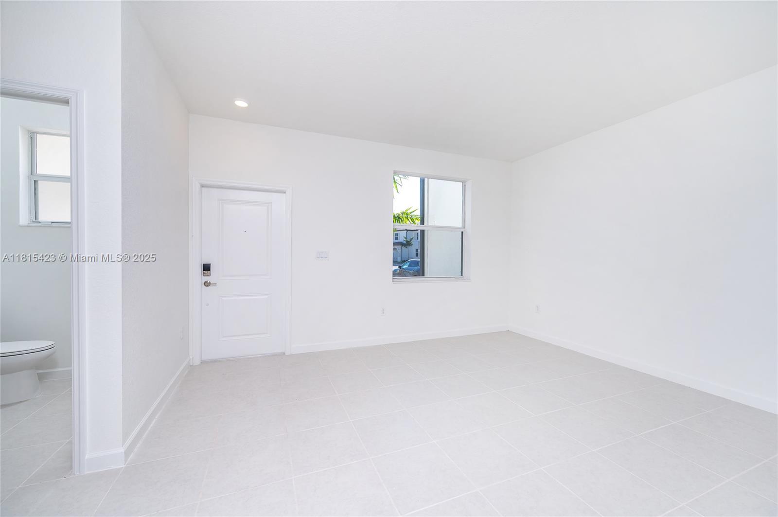 Altamira - Residential Lease