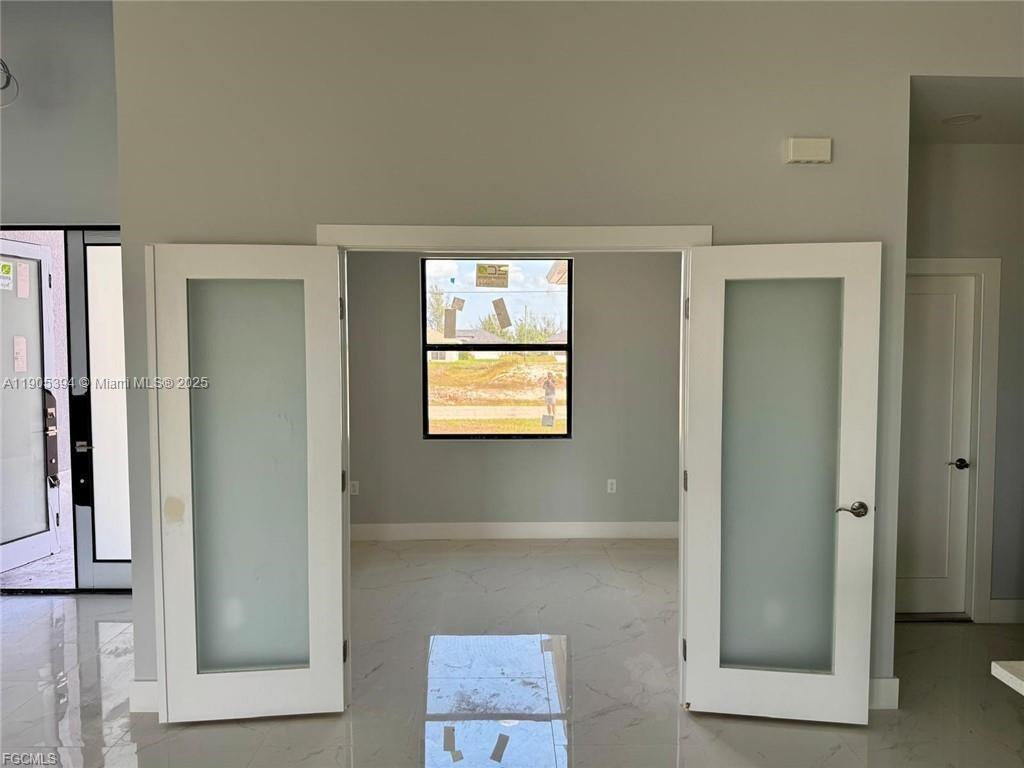 CAPE CORAL - Residential Lease