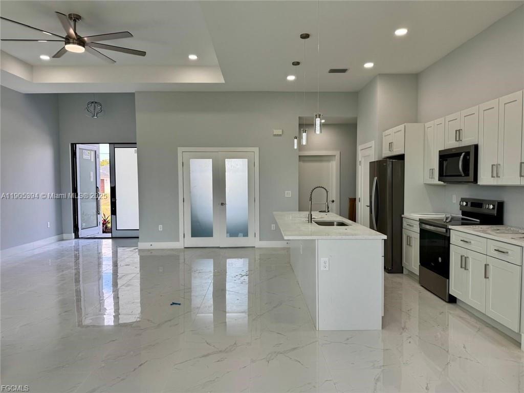 CAPE CORAL - Residential Lease