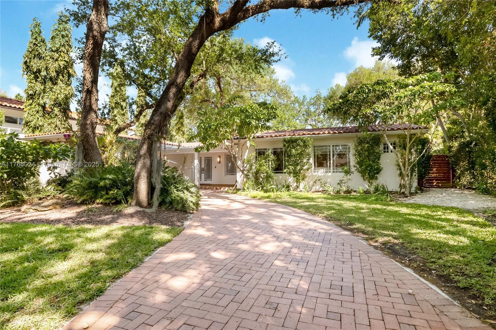Property for Sale at 6481 Sw 73rd St, South Miami, Miami-Dade County, Florida - Bedrooms: 3 
Bathrooms: 3  - $2,300,000