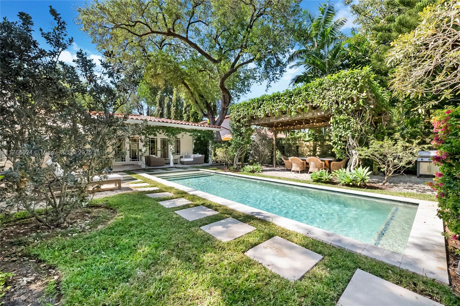 NORTON MNR - Residential