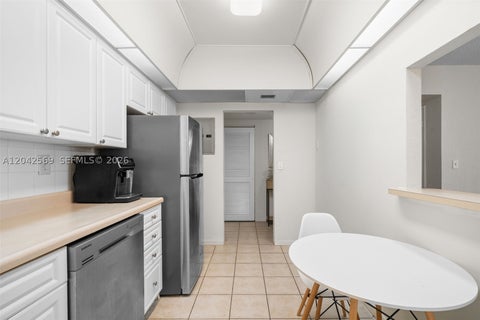 Tiny photo for 19380 Collins Ave #1224, Sunny Isles Beach, FL 33160 (MLS # A12042569)