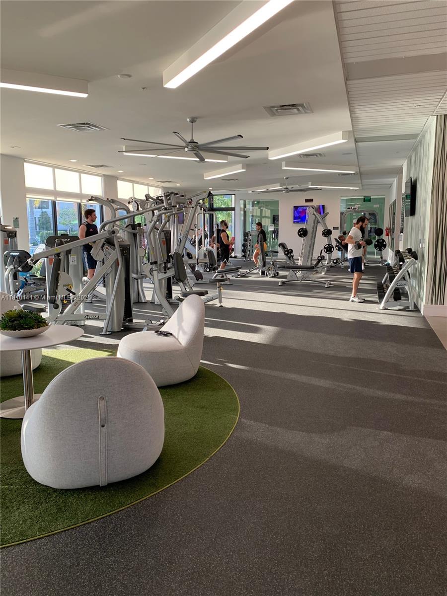 URBANA AT DORAL - Residential Lease
