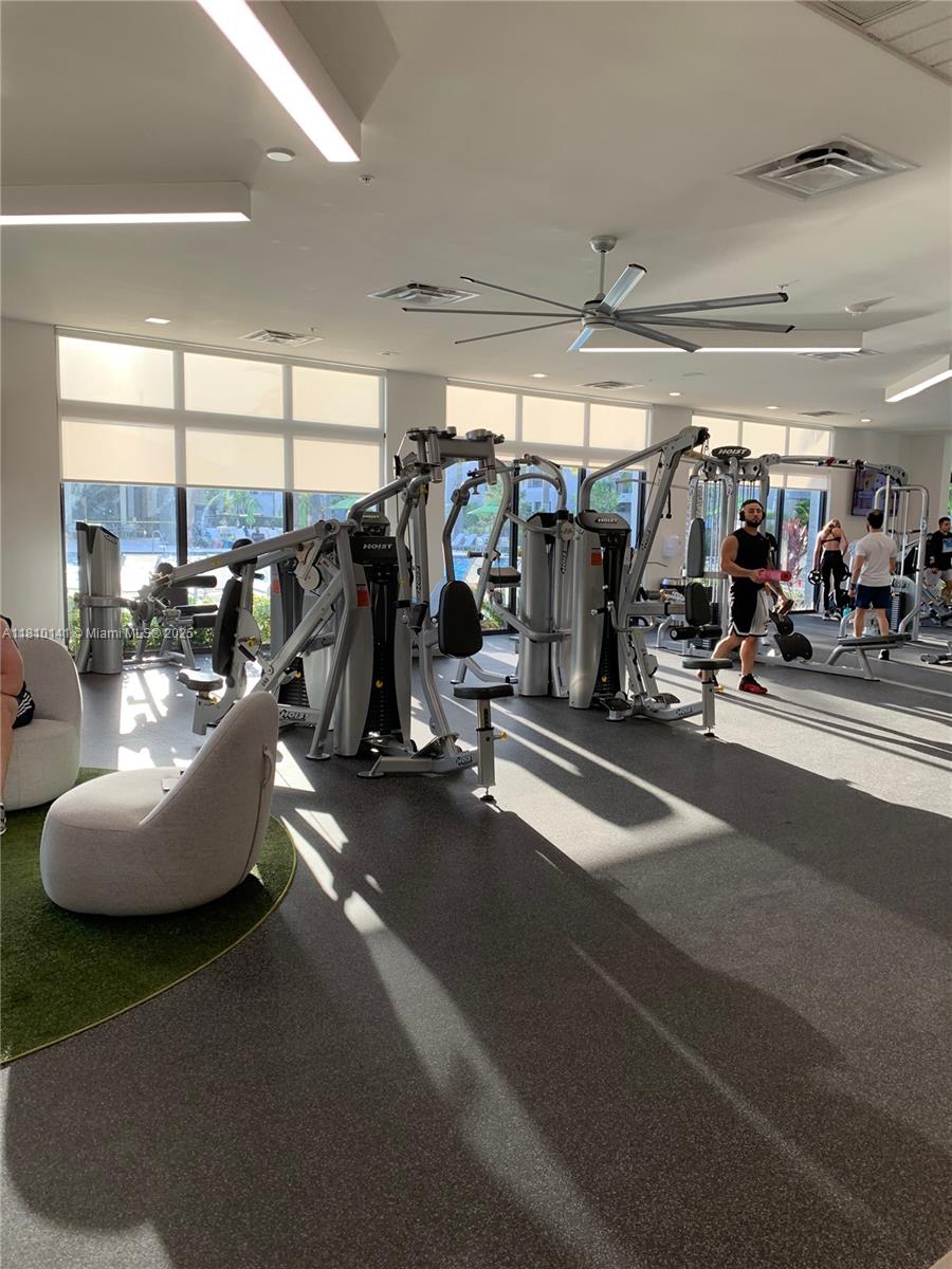 URBANA AT DORAL - Residential Lease