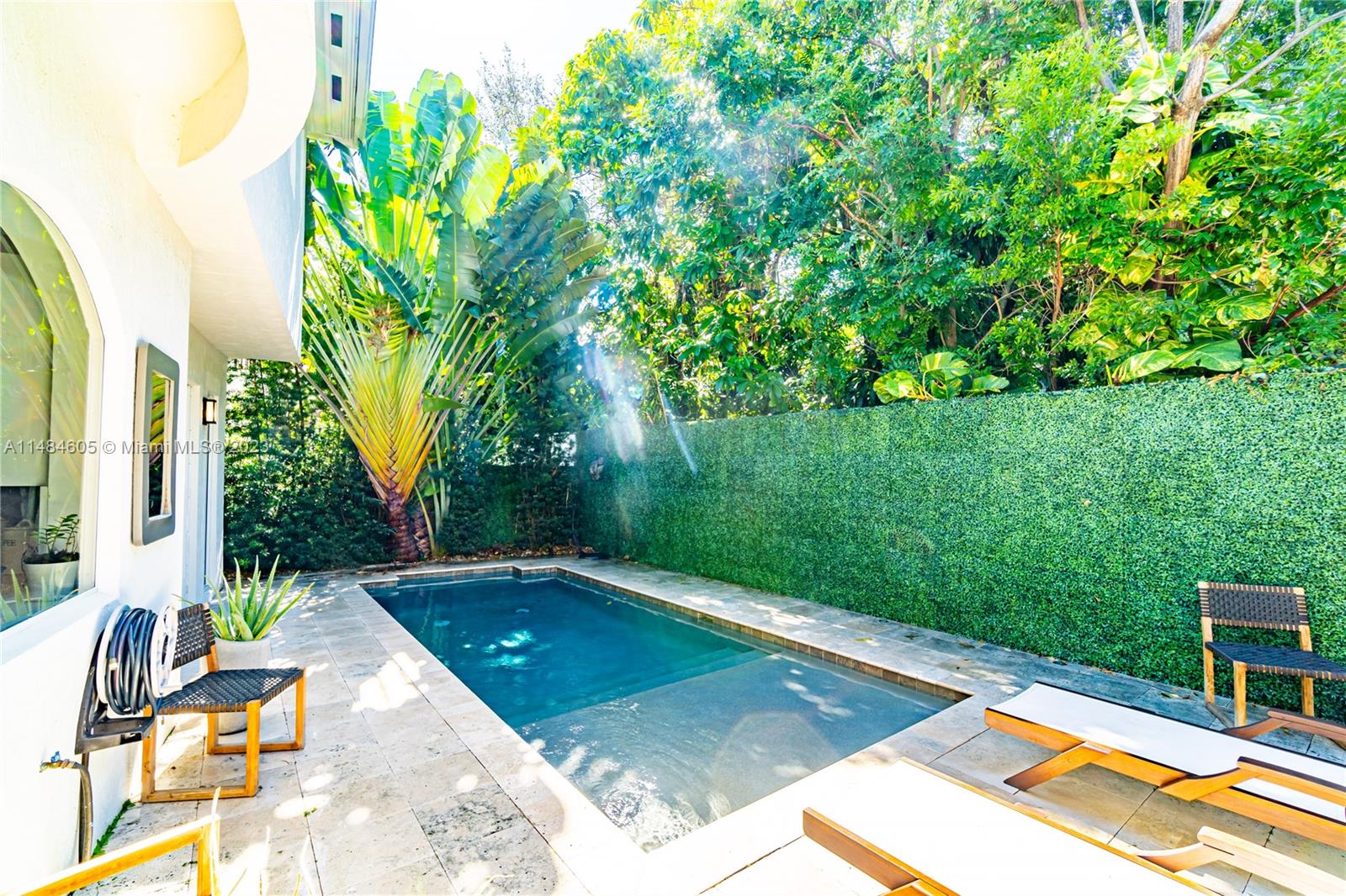 2752 Brickell Ct