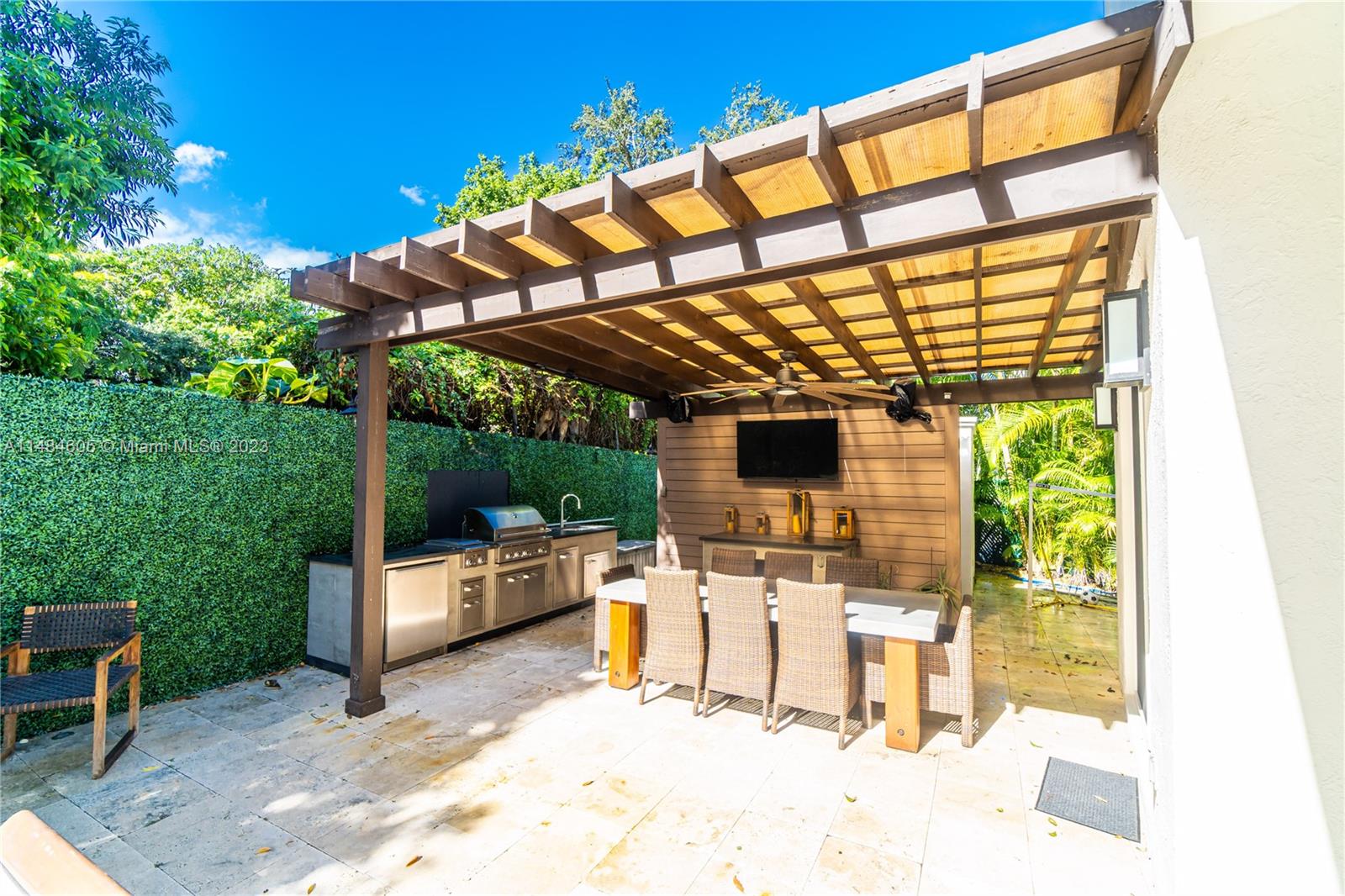 2752 Brickell Ct