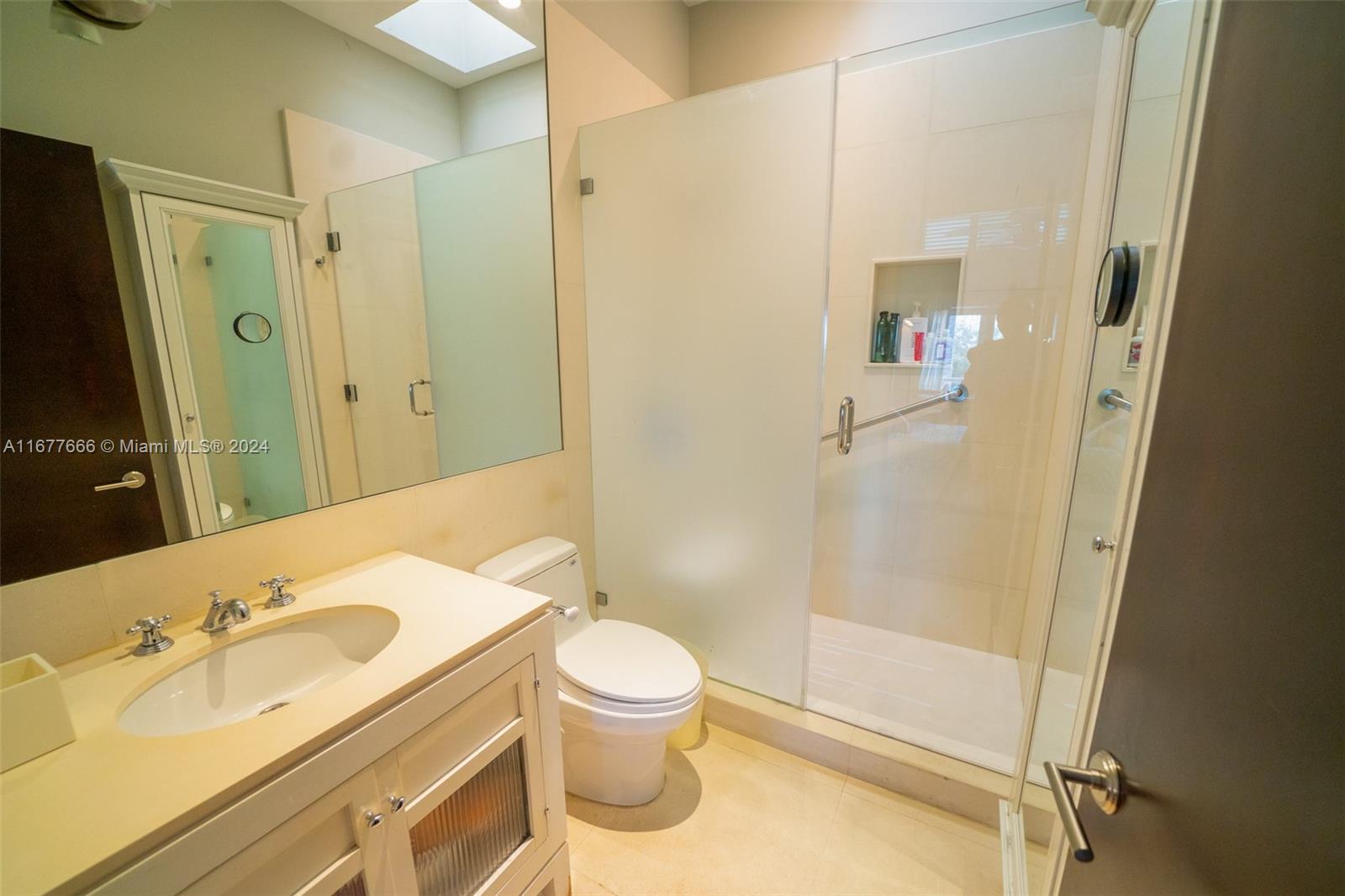 BISCAYNE KEY ESTS RESUB - Residential