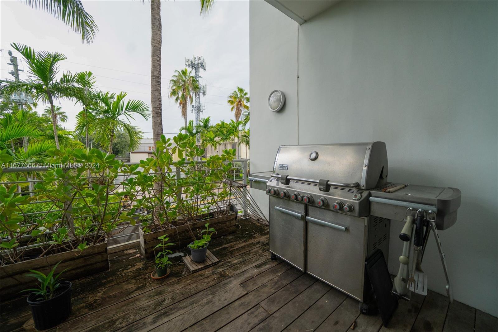 BISCAYNE KEY ESTS RESUB - Residential