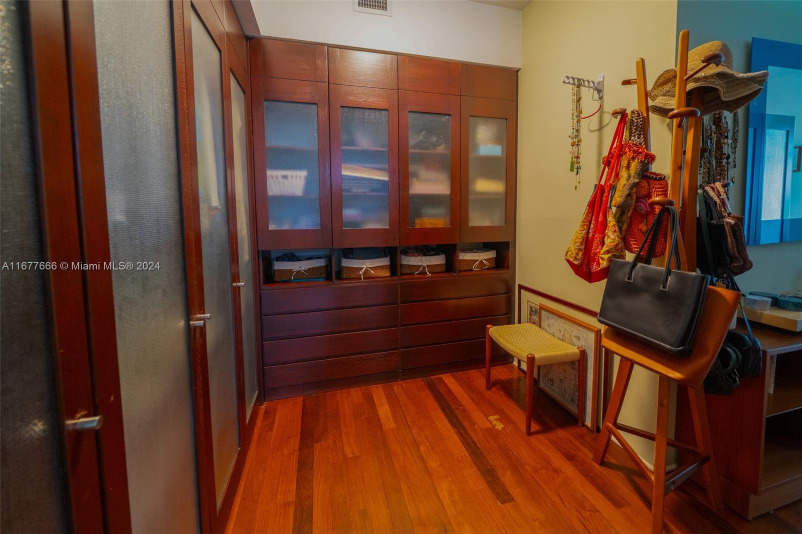 BISCAYNE KEY ESTS RESUB - Residential