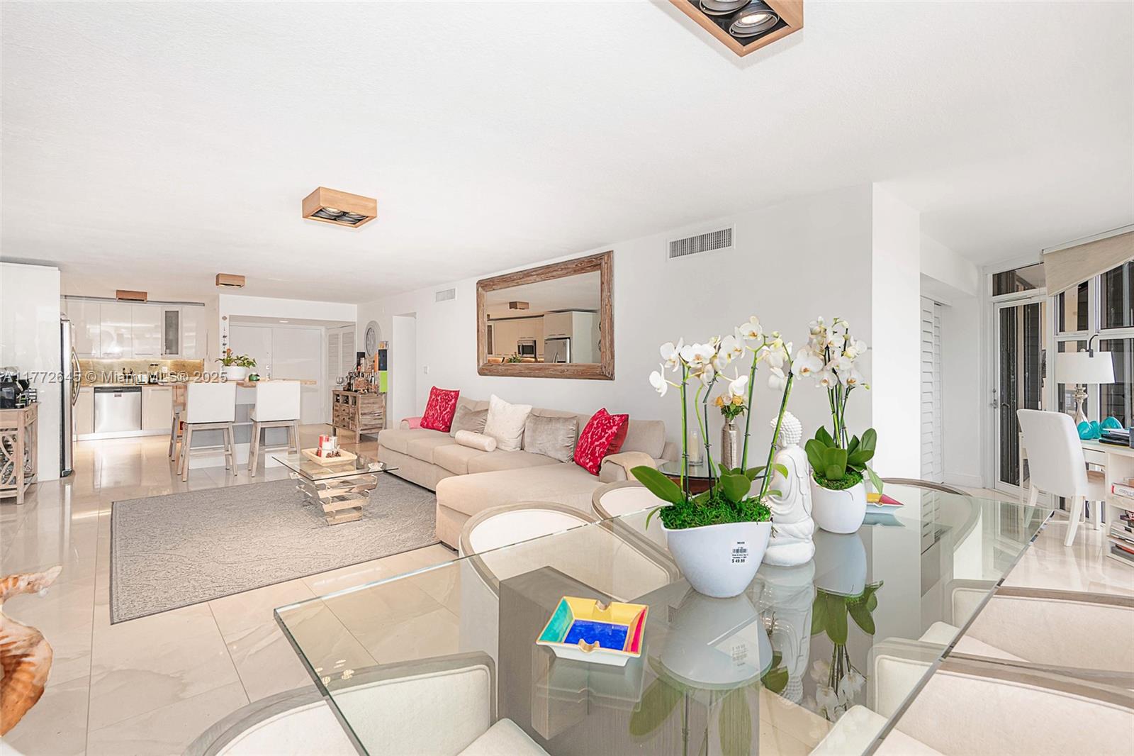 MAR DEL PLATA CONDO - Residential