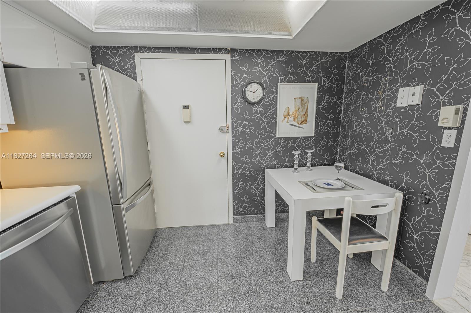 PARKER PLAZA CONDO ESTATE - Residential