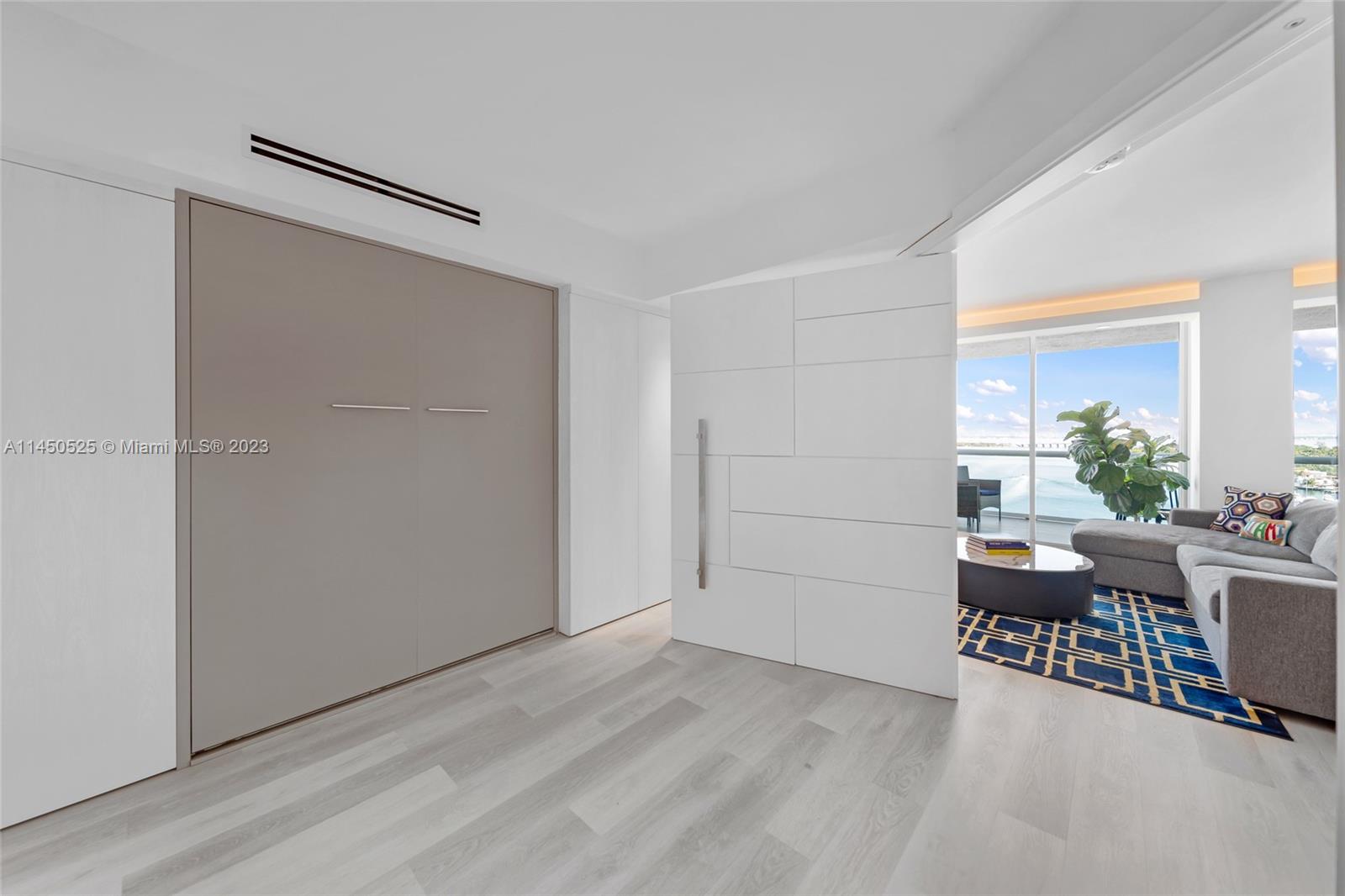 THE GRAND VENETIAN CONDO - Residential