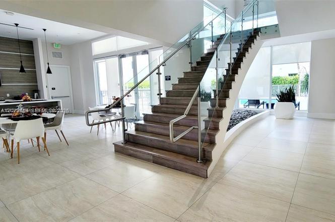 DORAL COMMONS RESIDENTIAL - Residential