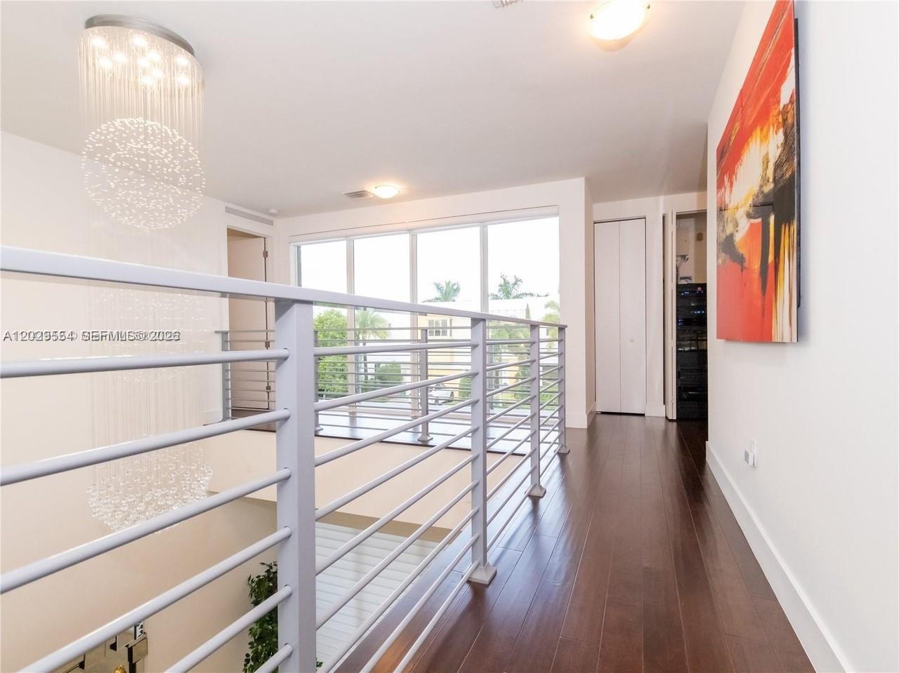 DORAL COMMONS RESIDENTIAL - Residential