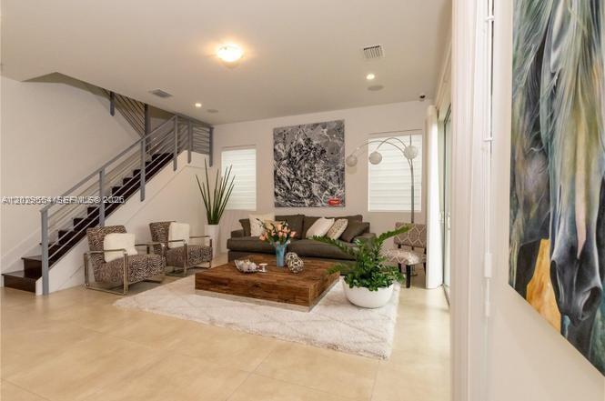 DORAL COMMONS RESIDENTIAL - Residential