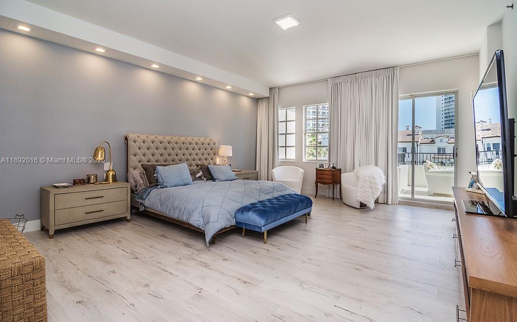 MEDITERRANEAN VILLAGE CON - Residential Lease