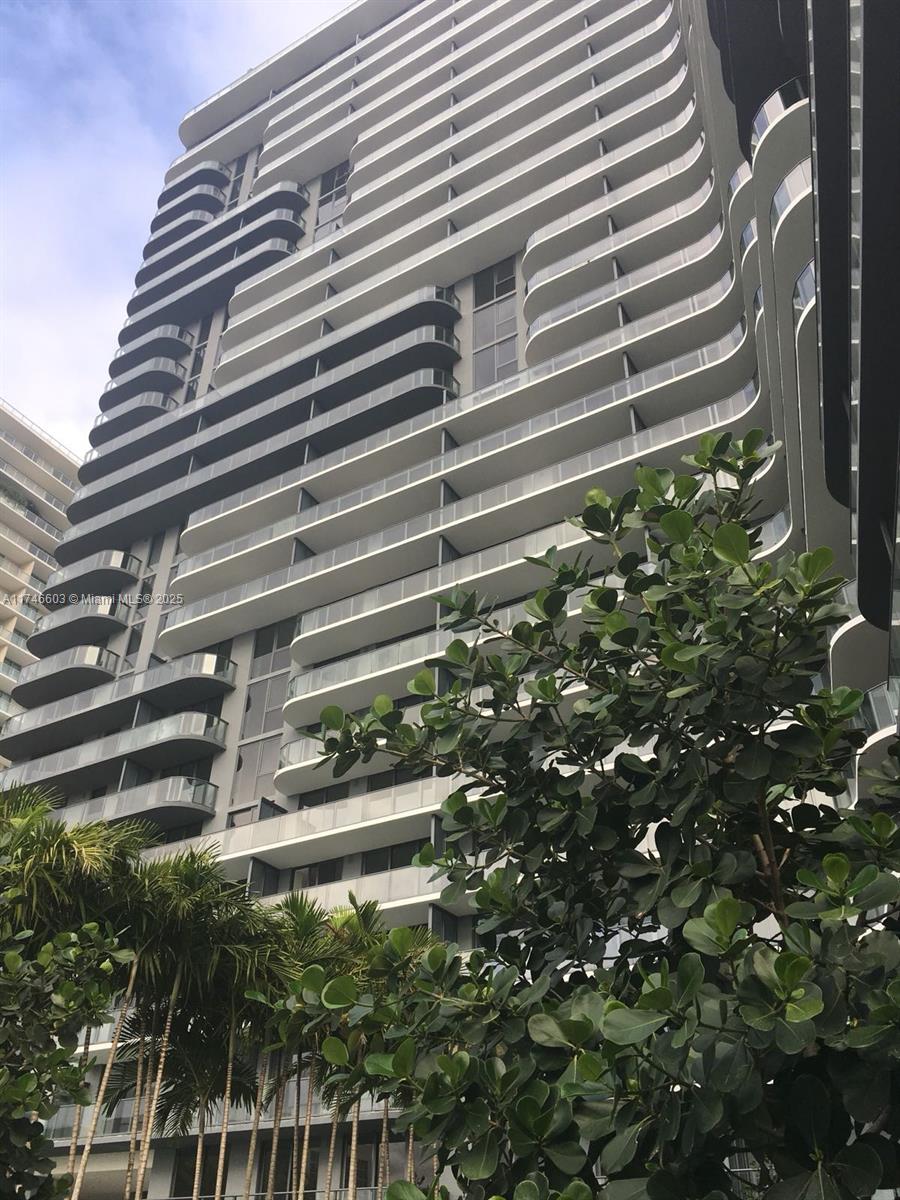 Property for Sale at 121 Ne 34th St 1906A, Miami, Broward County, Florida - Bedrooms: 1 
Bathrooms: 1  - $619,000