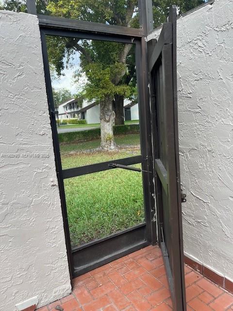 CALUSA POINT - Residential Lease