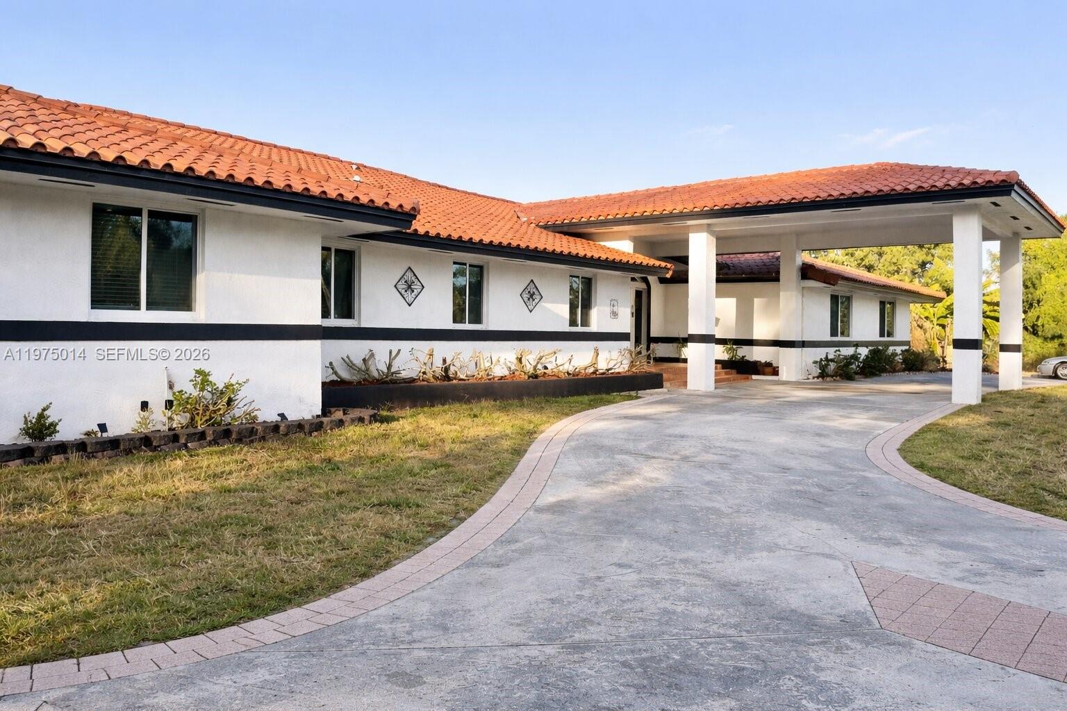 REDLANDS - Residential