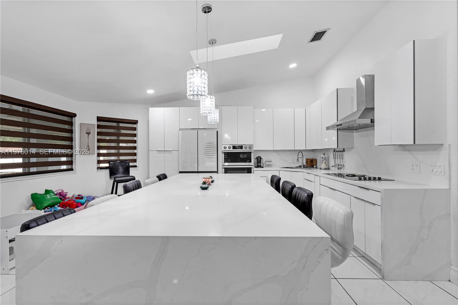 REDLANDS - Residential