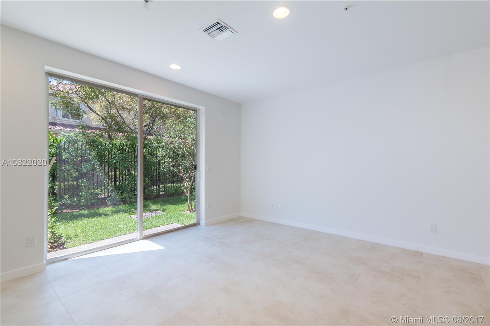 CALABRIA RESIDENCES - Residential Lease