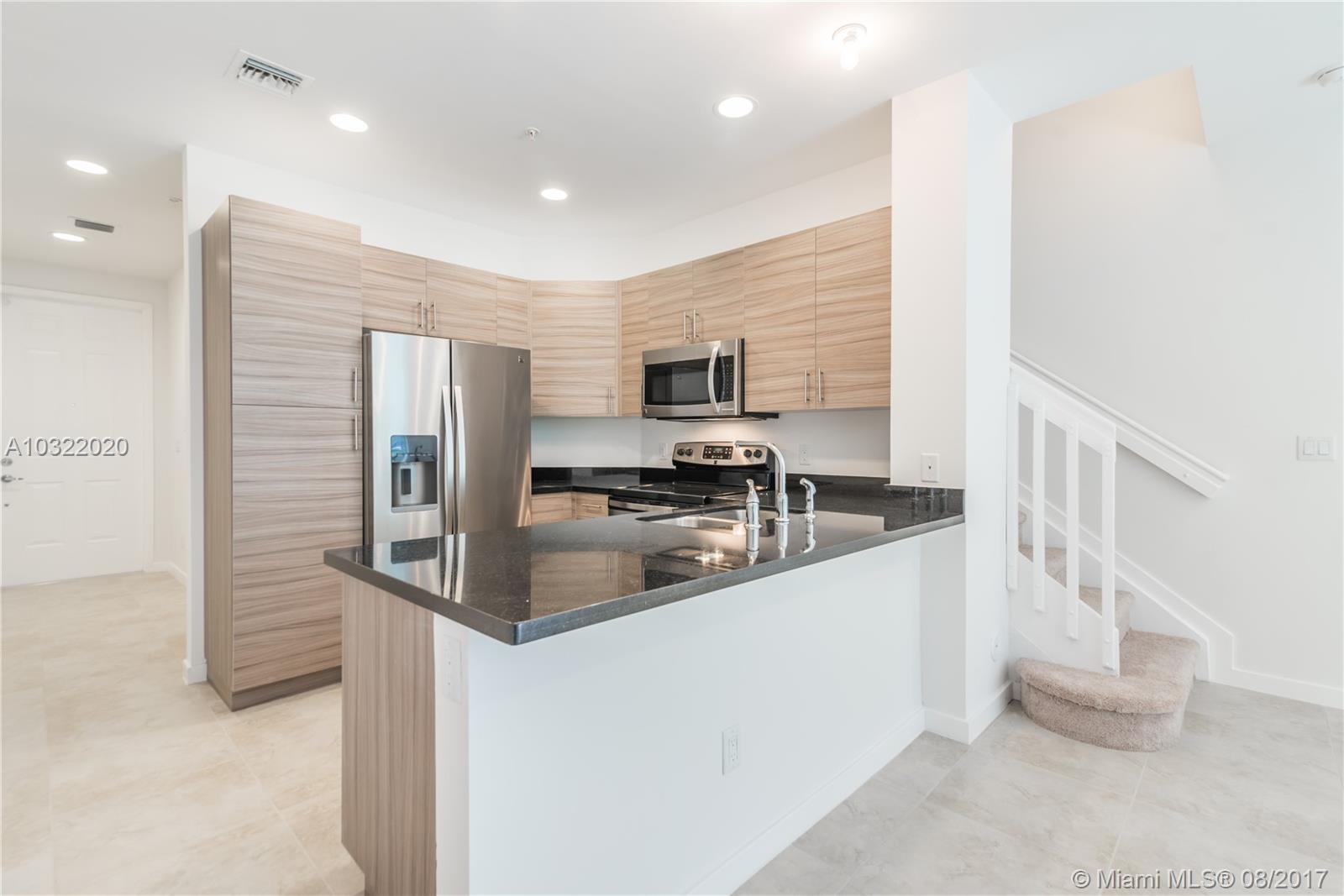 CALABRIA RESIDENCES - Residential Lease