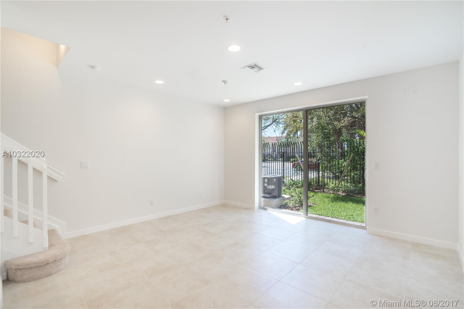 CALABRIA RESIDENCES - Residential Lease