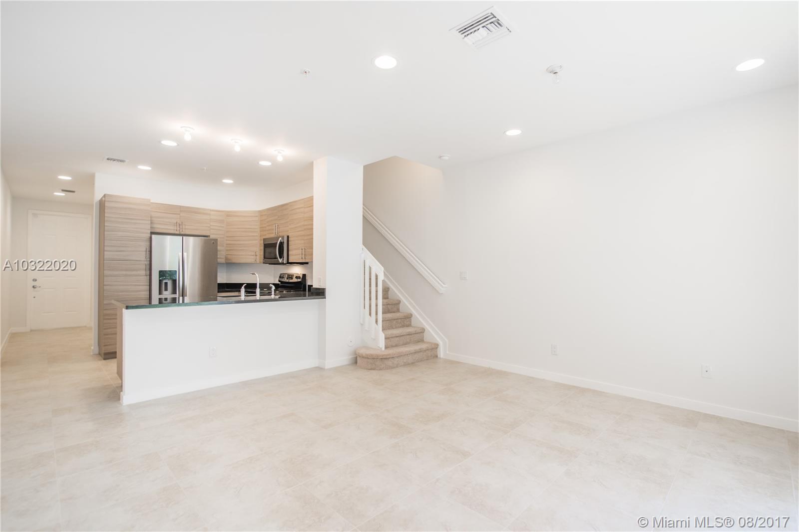 CALABRIA RESIDENCES - Residential Lease