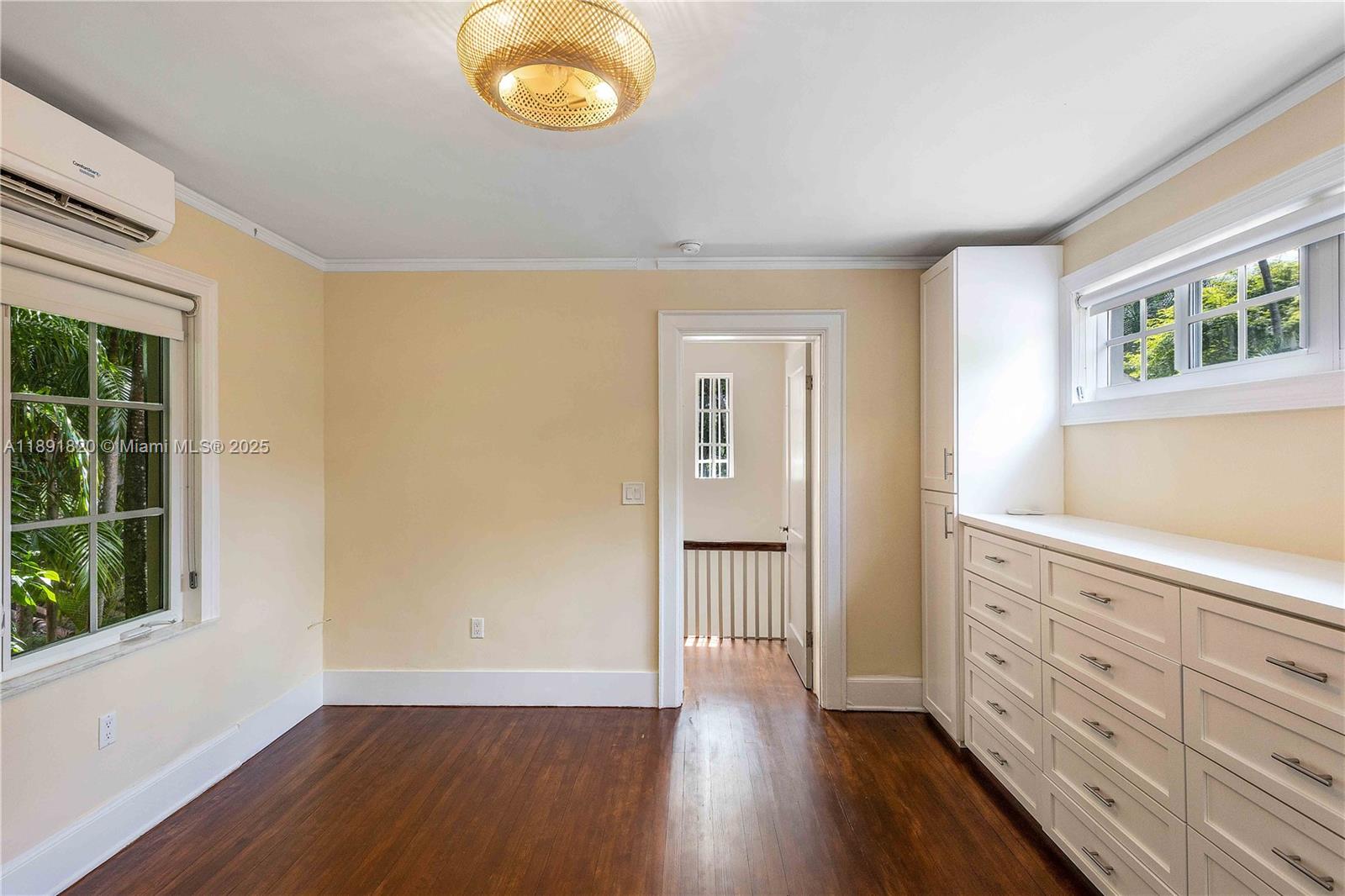 CORAL GABLES SEC E - Residential