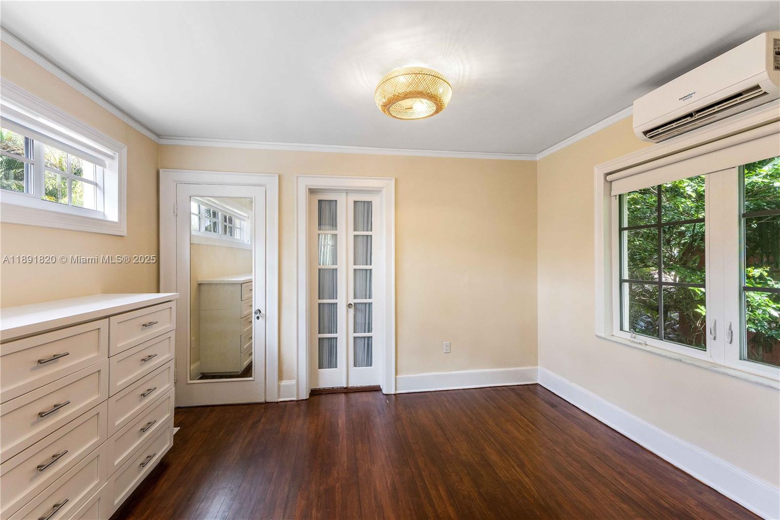 CORAL GABLES SEC E - Residential