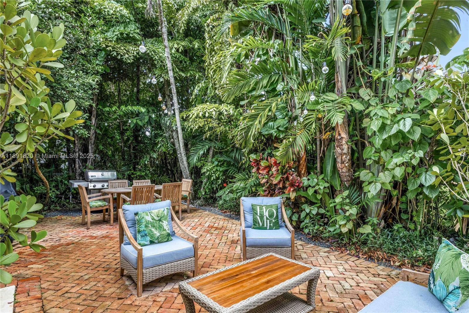 CORAL GABLES SEC E - Residential