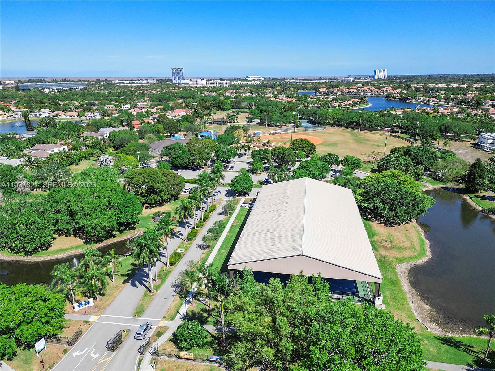 NEW ORLEANS LAKESITES - Residential