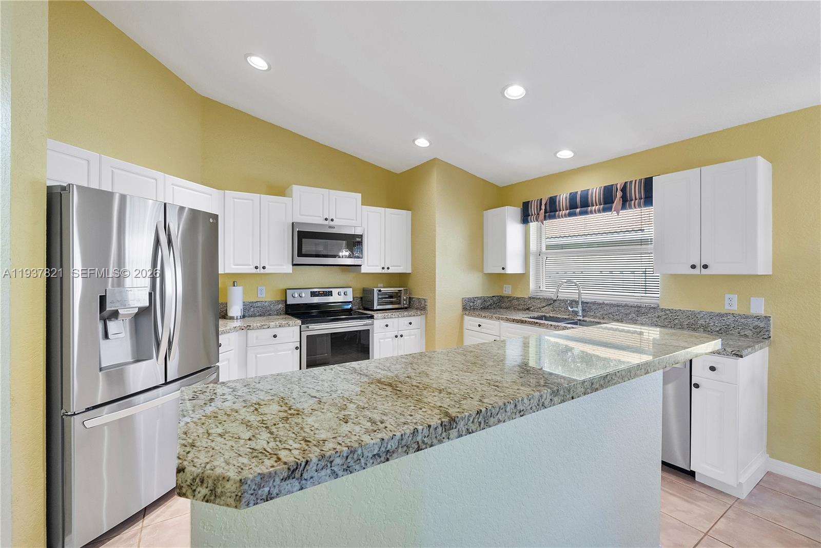 NEW ORLEANS LAKESITES - Residential