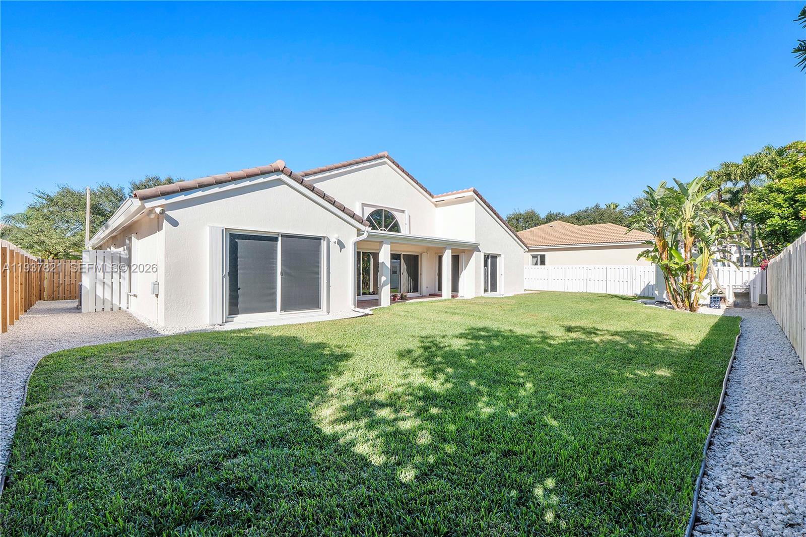 NEW ORLEANS LAKESITES - Residential